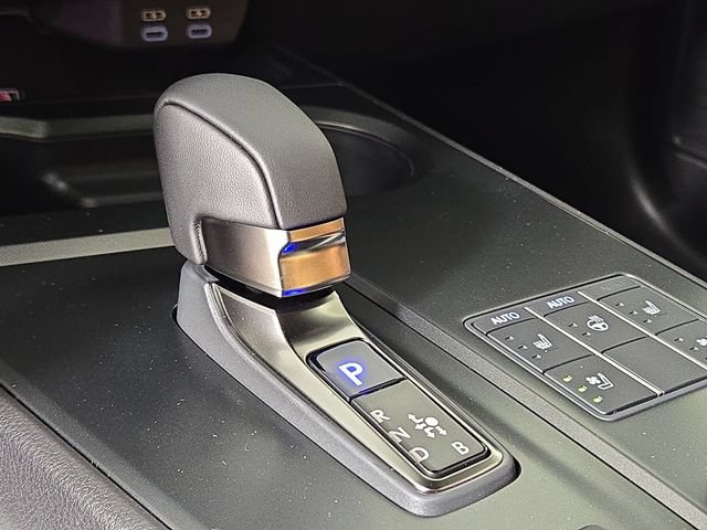 New 2026 Lexus UX 300h AWD image 20