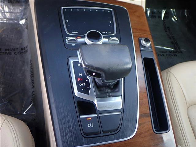 Used 2018 Audi Q5 2.0T Premium Plus w/ Premium Plus Package image 23