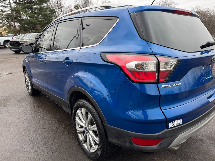 Used 2017 Ford Escape Titanium image 10