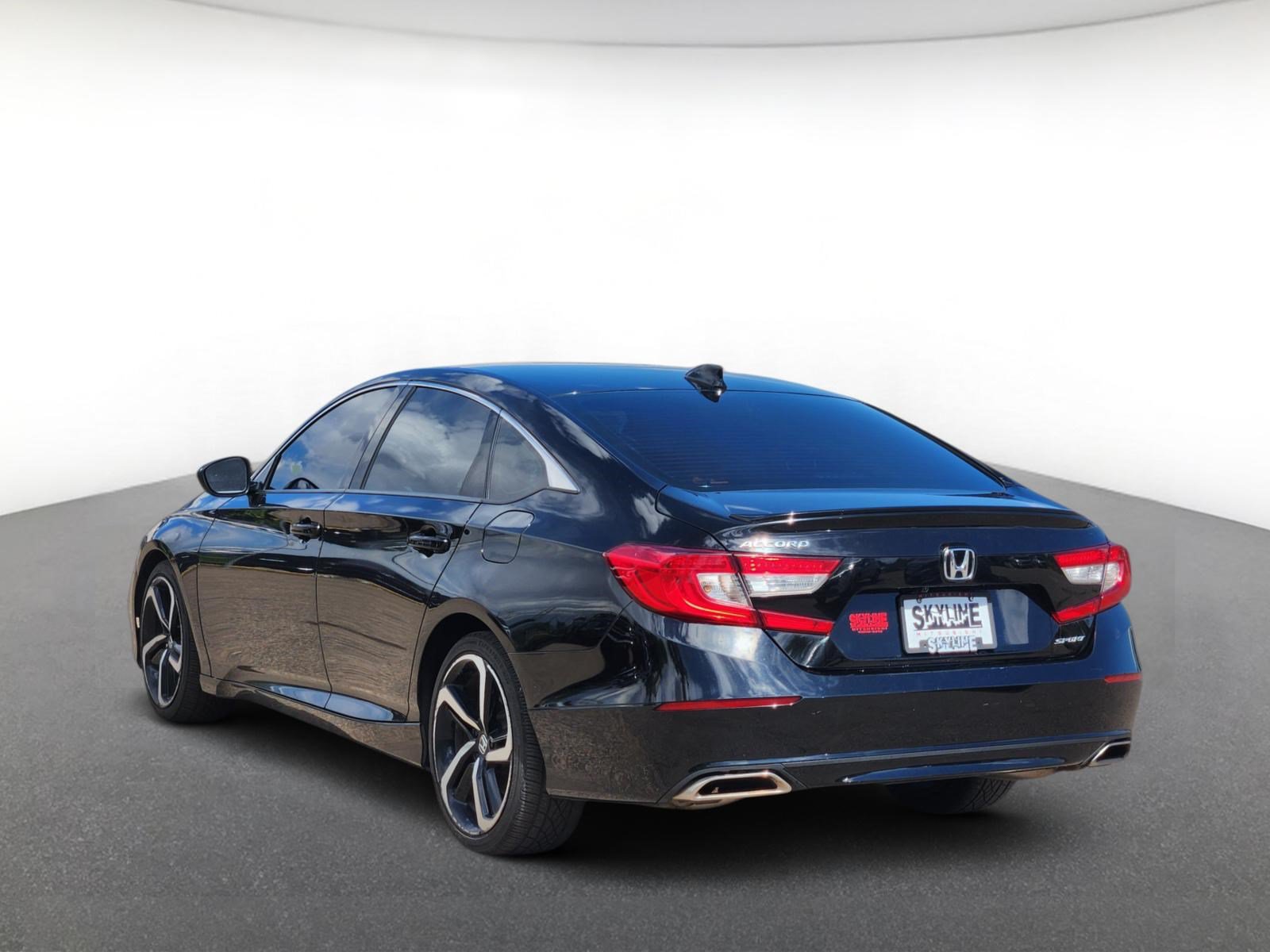 Used 2022 Honda Accord Sport image 4