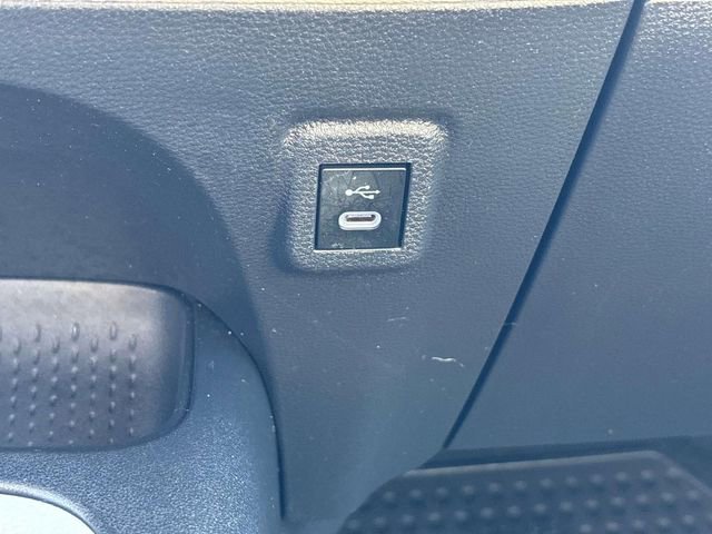 Used 2025 Toyota Corolla LE image 32