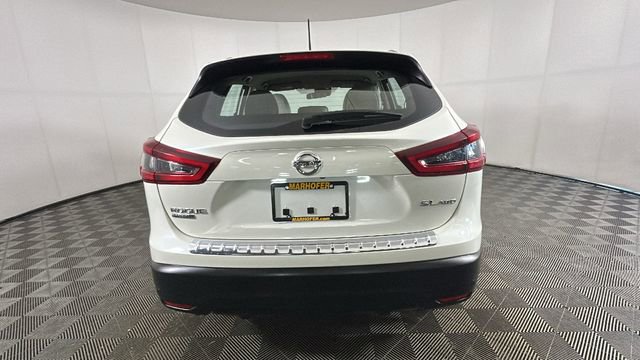 Used 2022 Nissan Rogue Sport SL AWD/4WD image 4