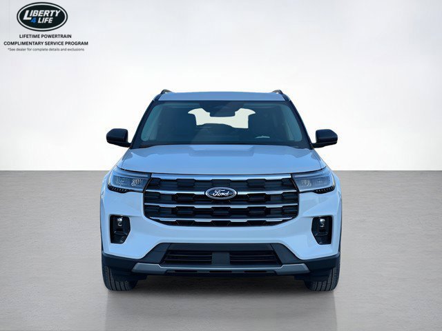 New 2026 Ford Explorer Active w/ Active Comfort Package AWD/4WD image 8