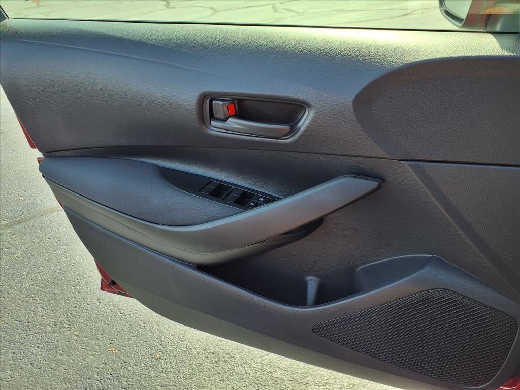 Used 2023 Toyota Corolla LE image 18