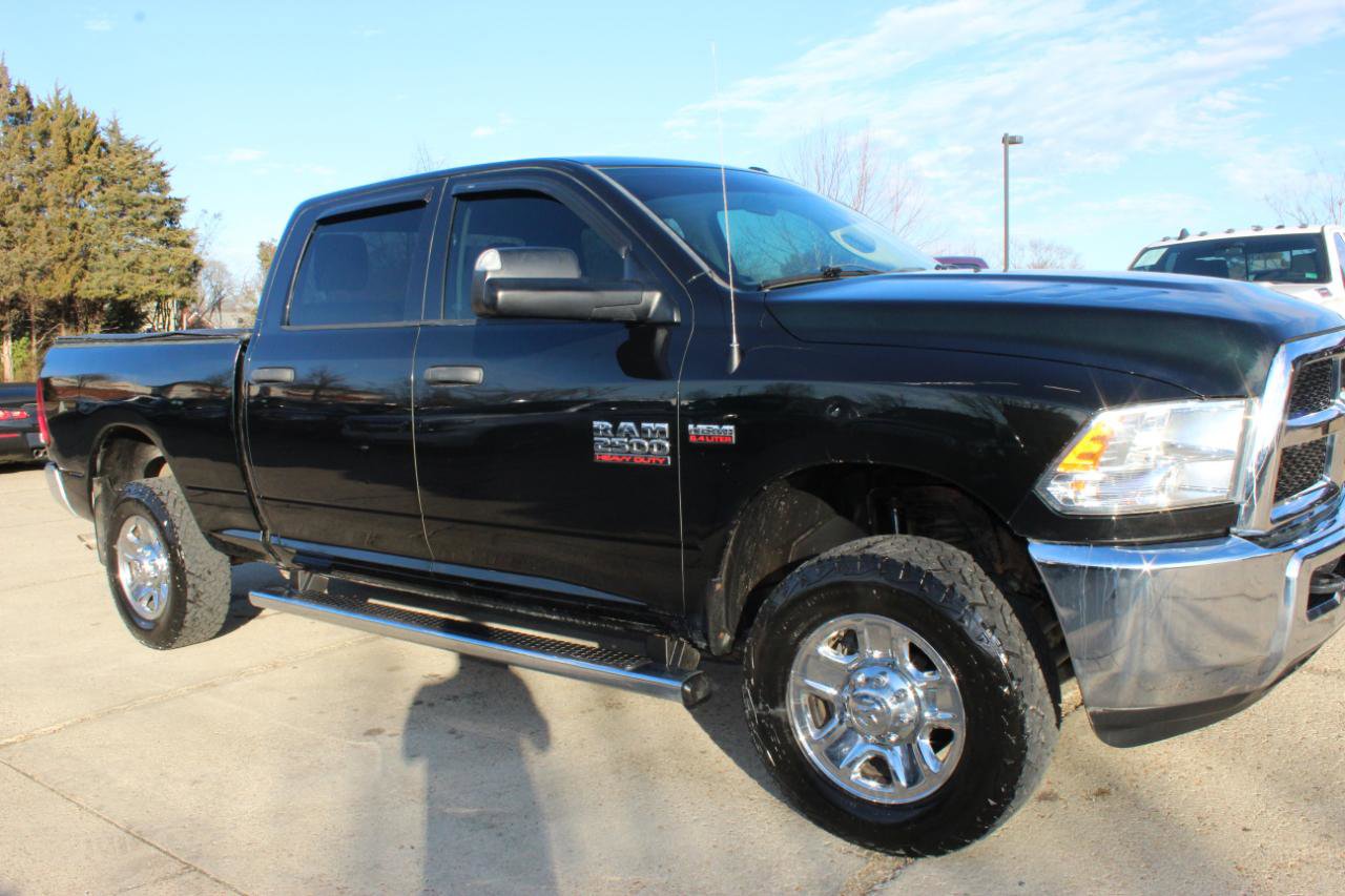 Used 2017 RAM 2500 Tradesman w/ Chrome Appearance Group AWD/4WD image 7