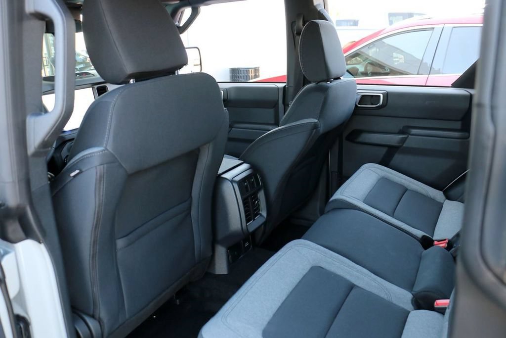 New 2026 Ford Bronco Big Bend AWD/4WD image 17