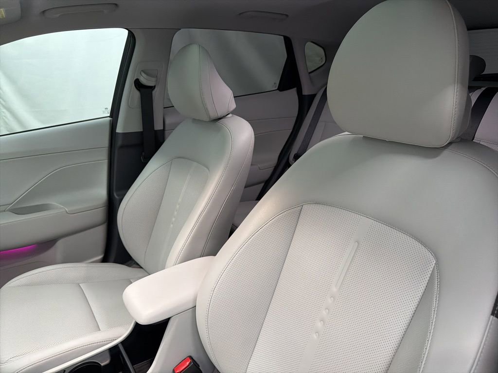 Used 2024 Hyundai Kona Limited image 13