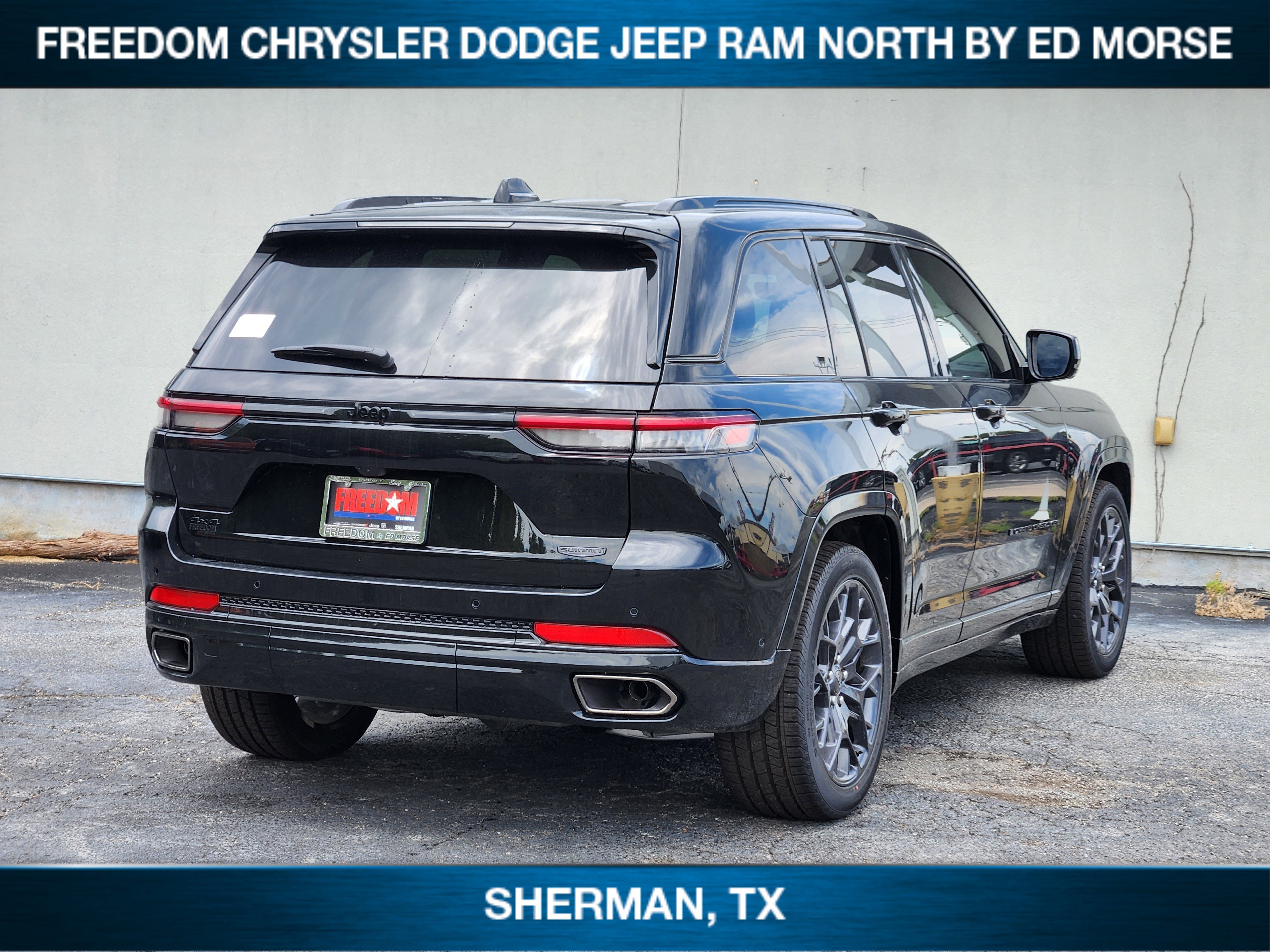 New 2025 Jeep Grand Cherokee Summit w/ High Altitude Package image 4