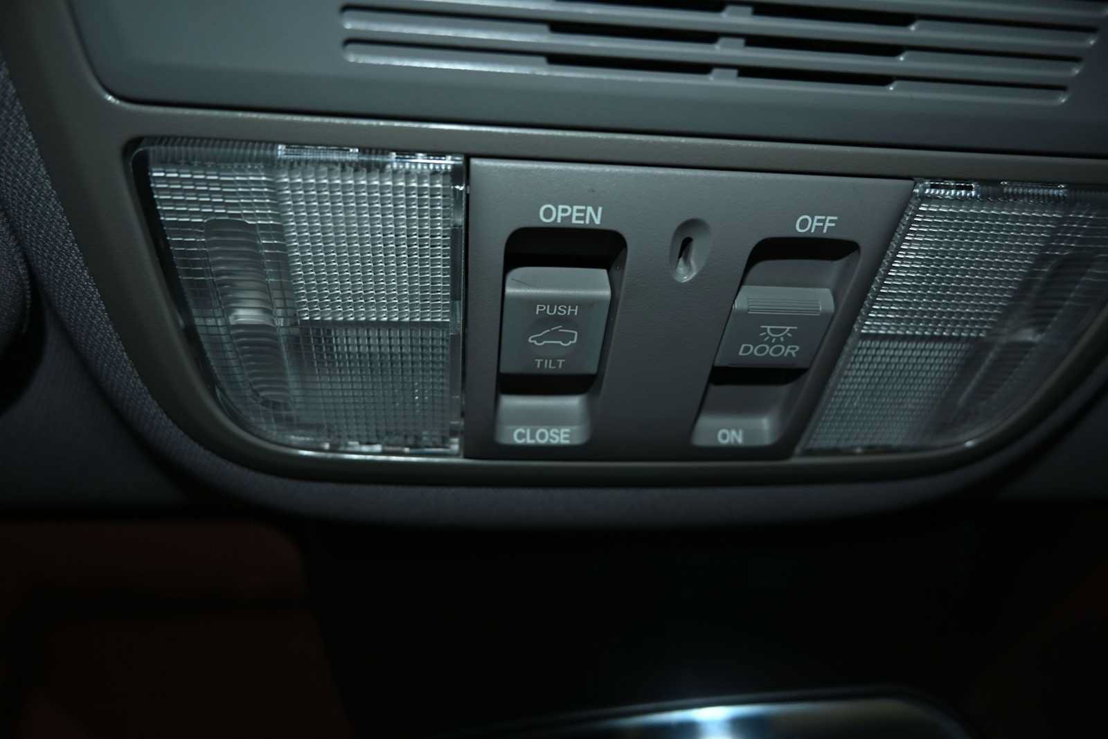 Used 2020 Honda CR-V EX image 27