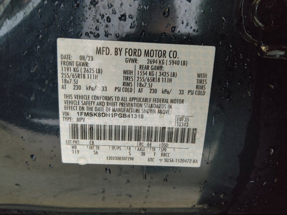 Used 2023 Ford Explorer XLT w/ Equipment Group 202A AWD/4WD image 33