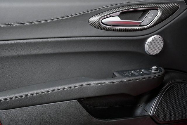 New 2024 Alfa Romeo Giulia Quadrifoglio image 7