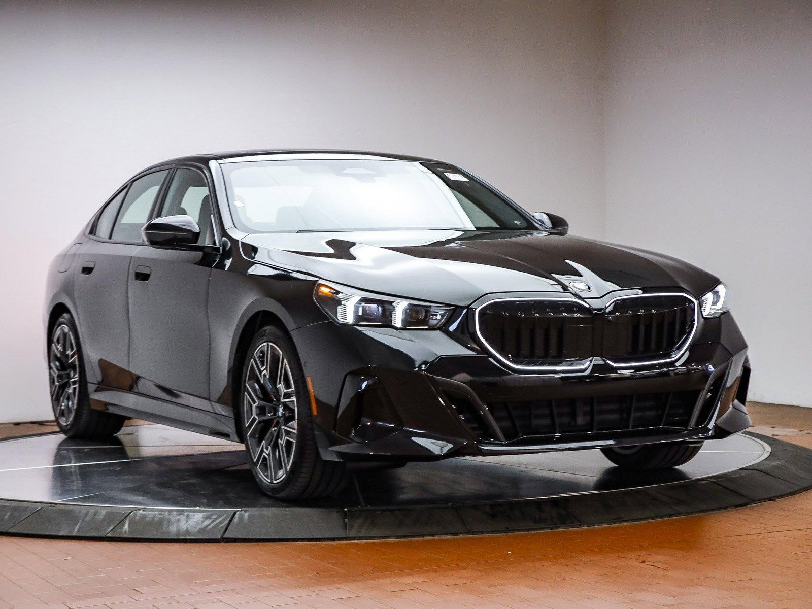 New 2026 BMW 530i w/ M Sport Package image 3