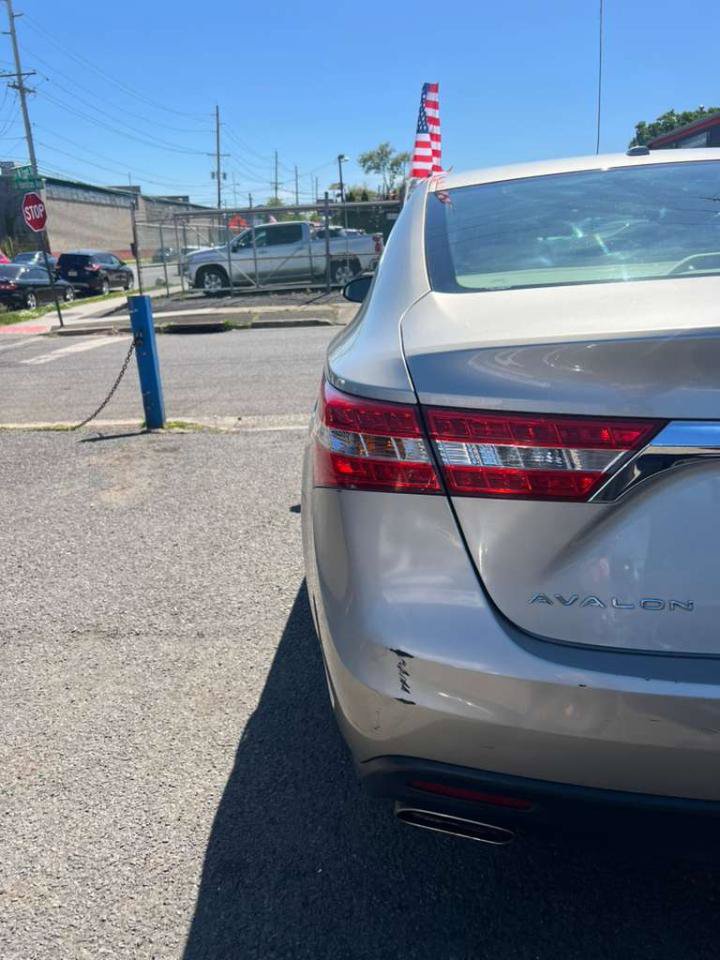 Used 2015 Toyota Avalon XLE FWD image 8