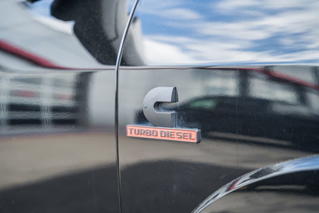 Used 2019 RAM 2500 Laramie AWD/4WD image 16