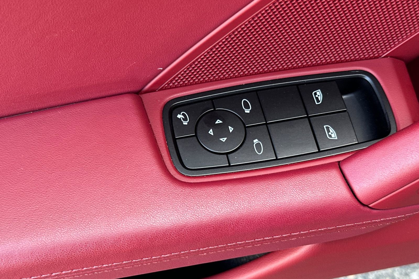 Certified 2024 Porsche 911 Carrera 4S AWD/4WD image 13