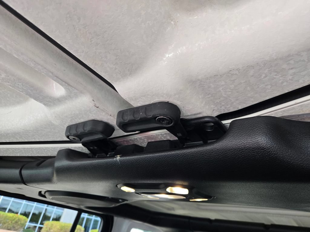 Used 2019 Jeep Wrangler Unlimited Sahara w/ Safety Group AWD/4WD image 19