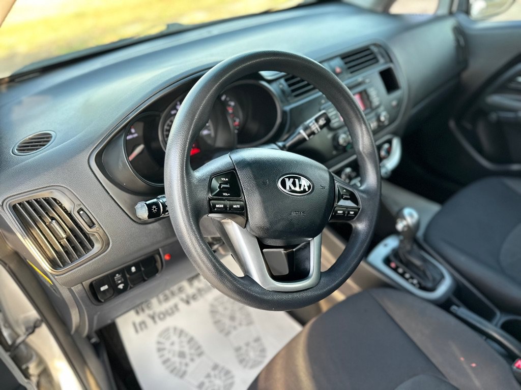 Used 2014 Kia Rio LX FWD image 25