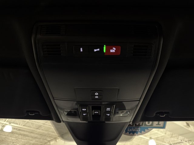Certified 2024 Volkswagen Tiguan SE R-Line AWD/4WD image 34