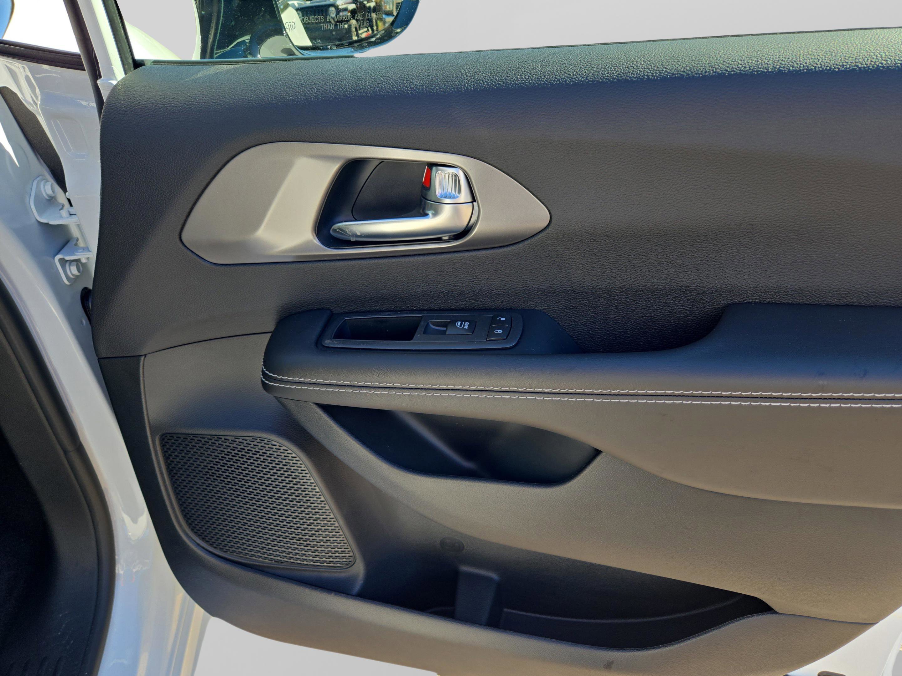 New 2026 Chrysler Voyager LX image 36