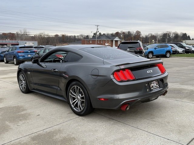 Used 2015 Ford Mustang GT image 5