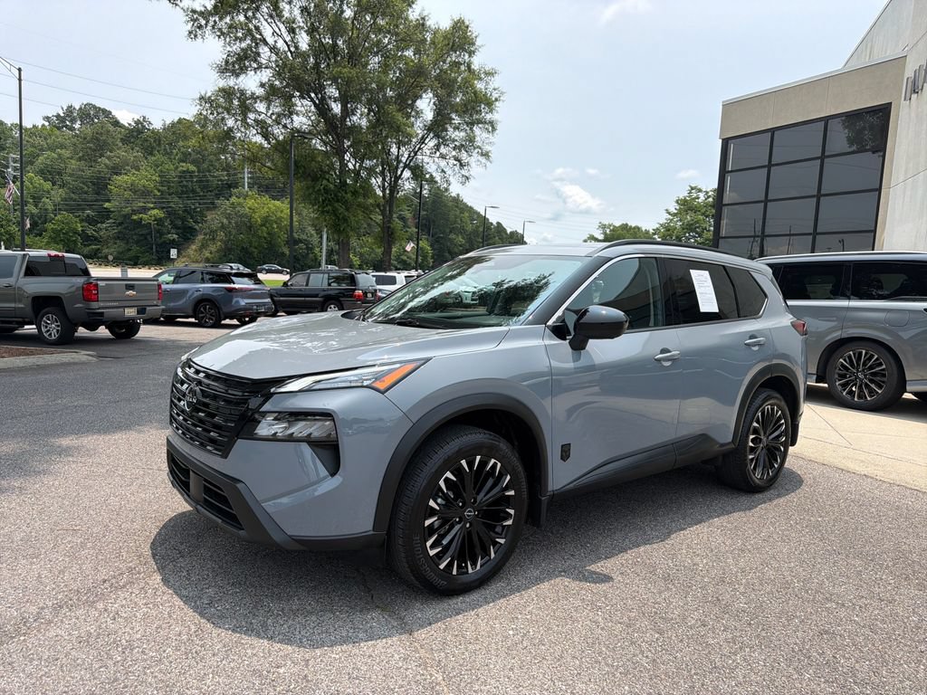 Used 2026 Nissan Rogue Dark Armor FWD image 10
