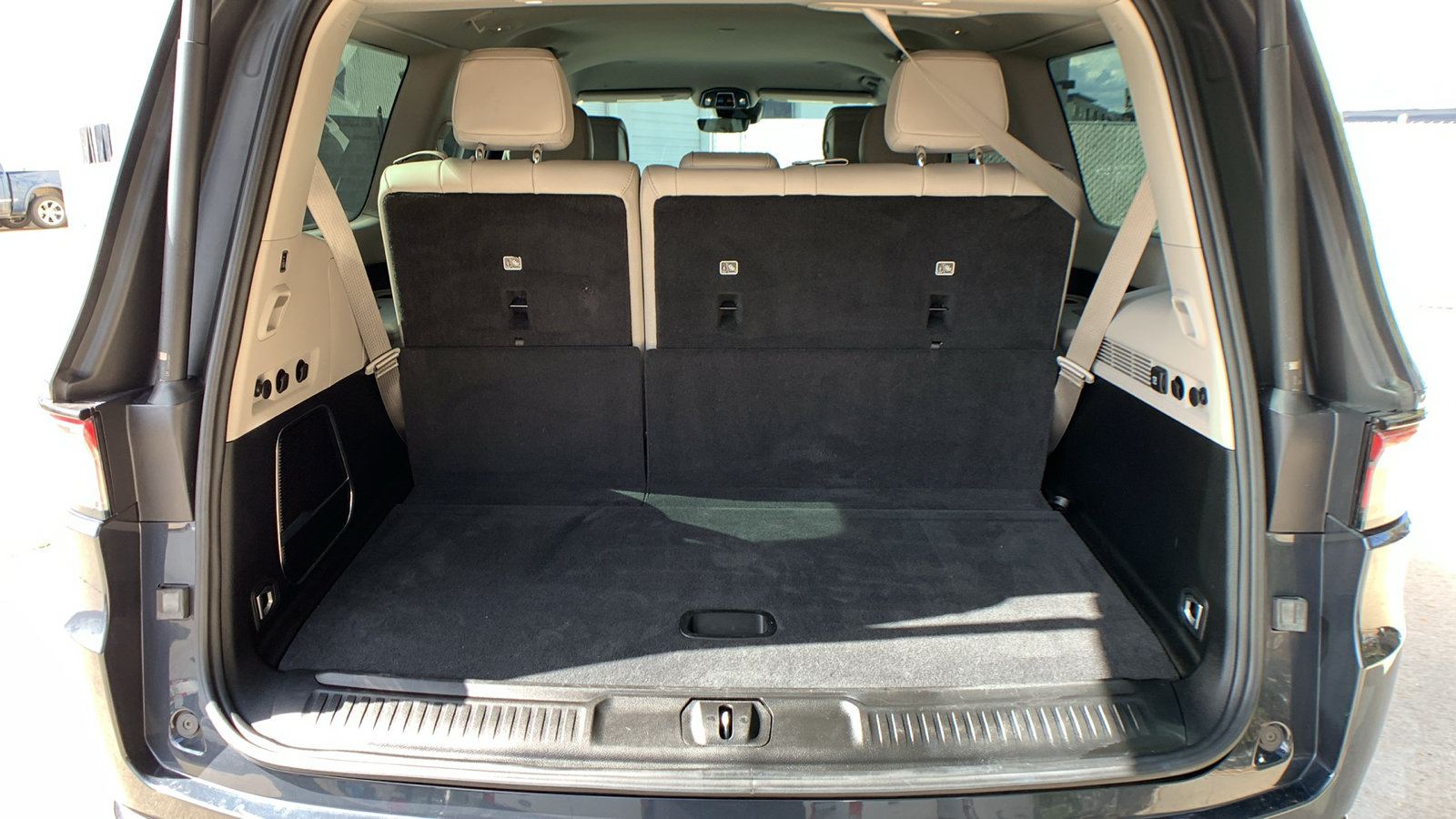 Used 2023 Jeep Wagoneer 4WD w/ Convenience Group I image 22