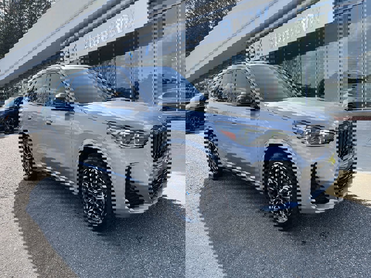 Certified 2023 BMW X1 xDrive28i w/ Premium Package image 2