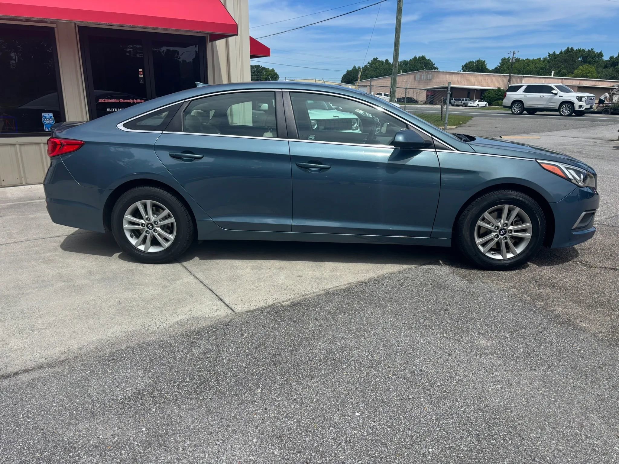 Used 2017 Hyundai Sonata SE FWD image 7