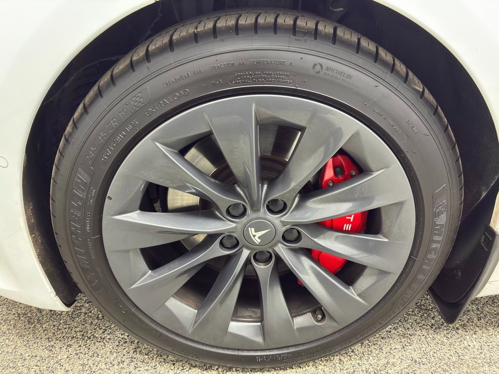 Used 2020 Tesla Model S Long Range image 13