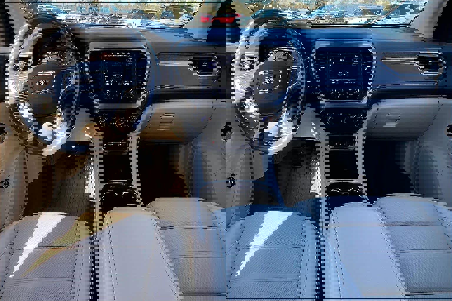 Used 2022 GMC Acadia Denali w/ Denali Ultimate Package image 17