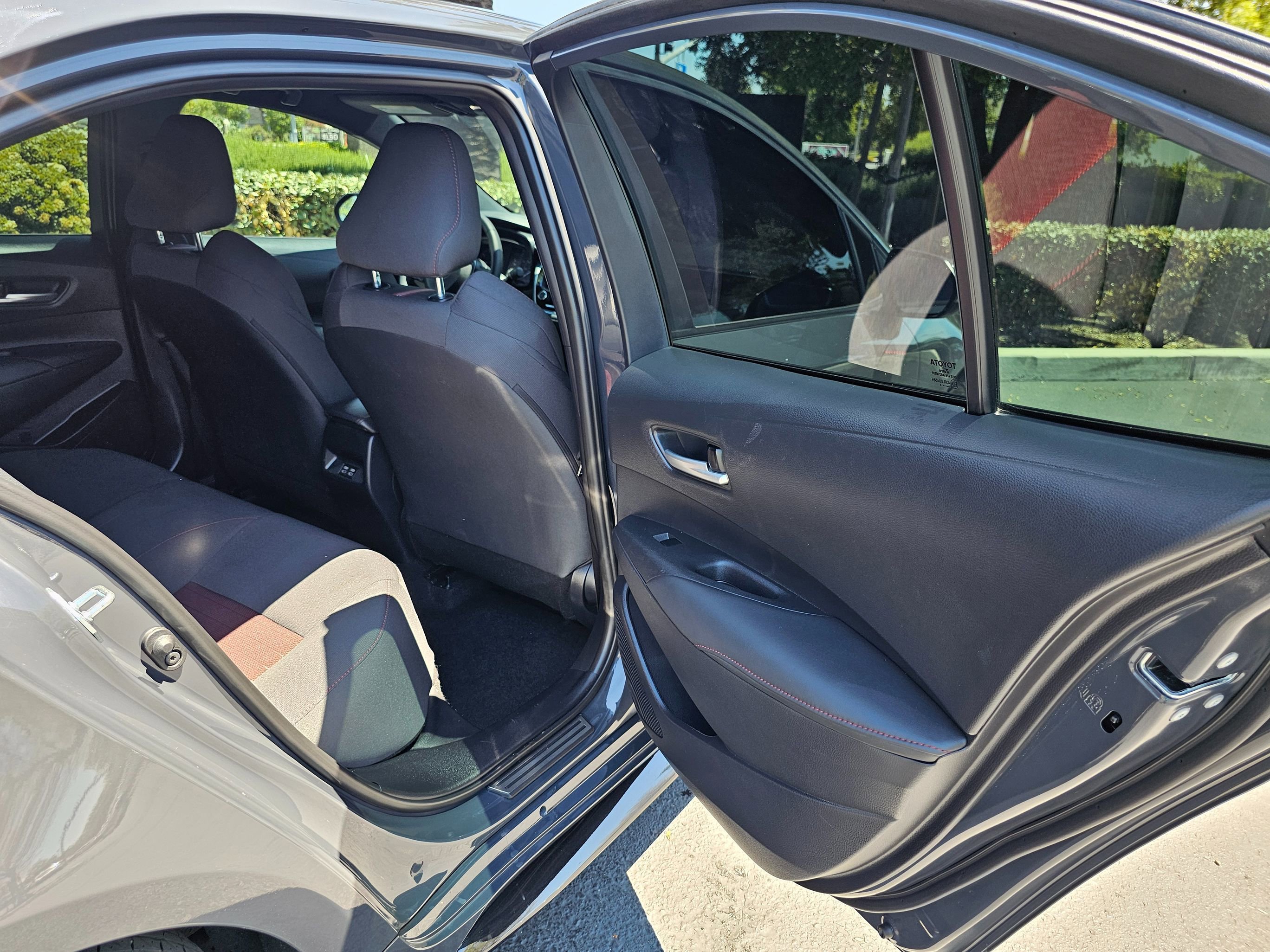 Used 2024 Toyota Corolla SE image 27