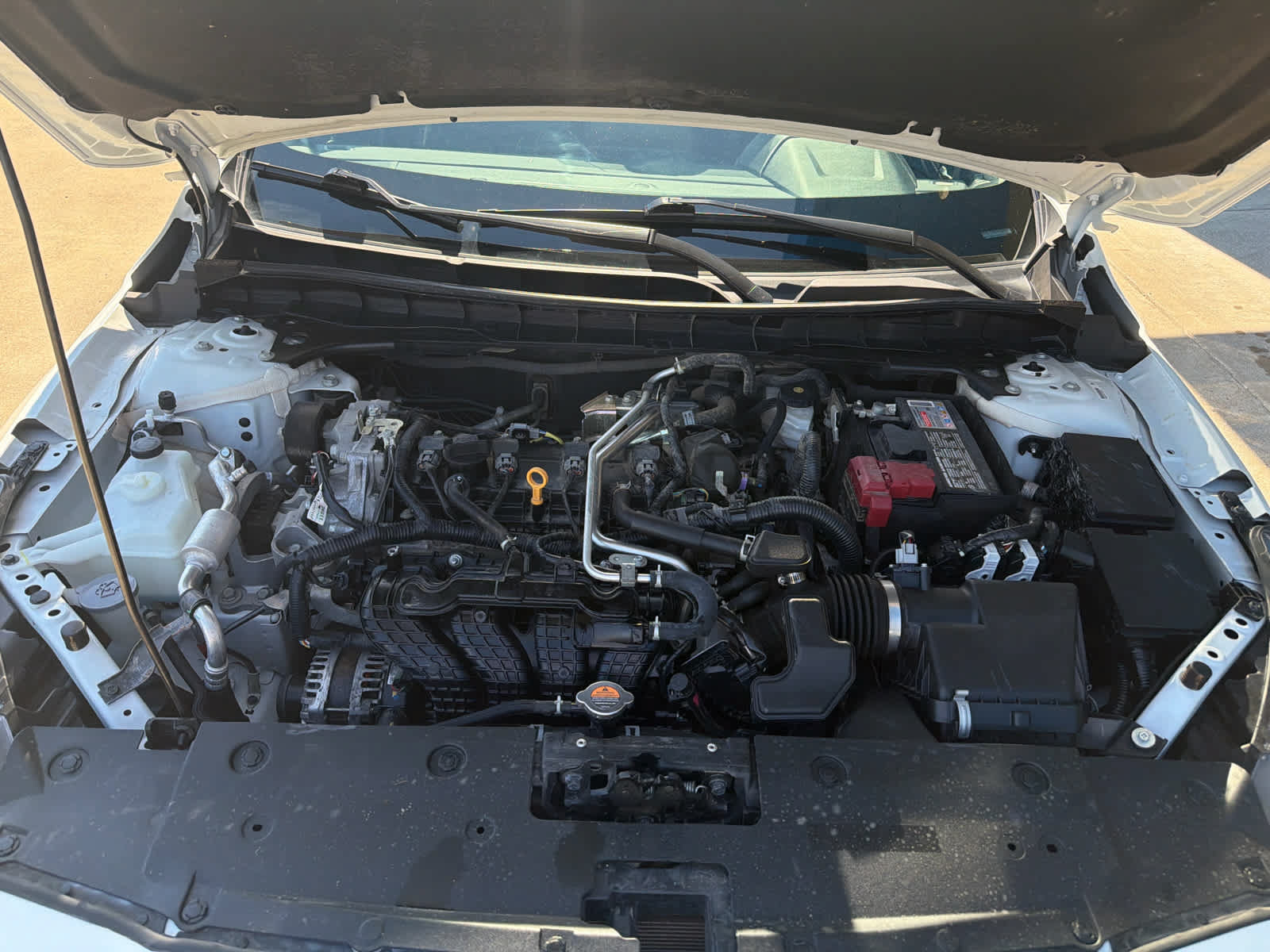 Used 2025 Nissan Altima 2.5 SV FWD image 13