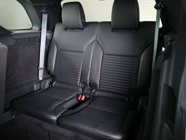 Certified 2023 Land Rover Discovery S R-Dynamic AWD/4WD image 22