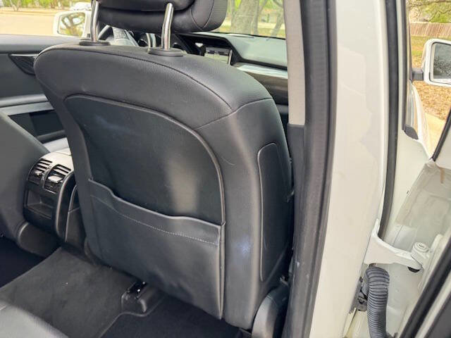 Used 2014 Mercedes-Benz GLK 250 BlueTEC 4MATIC image 19