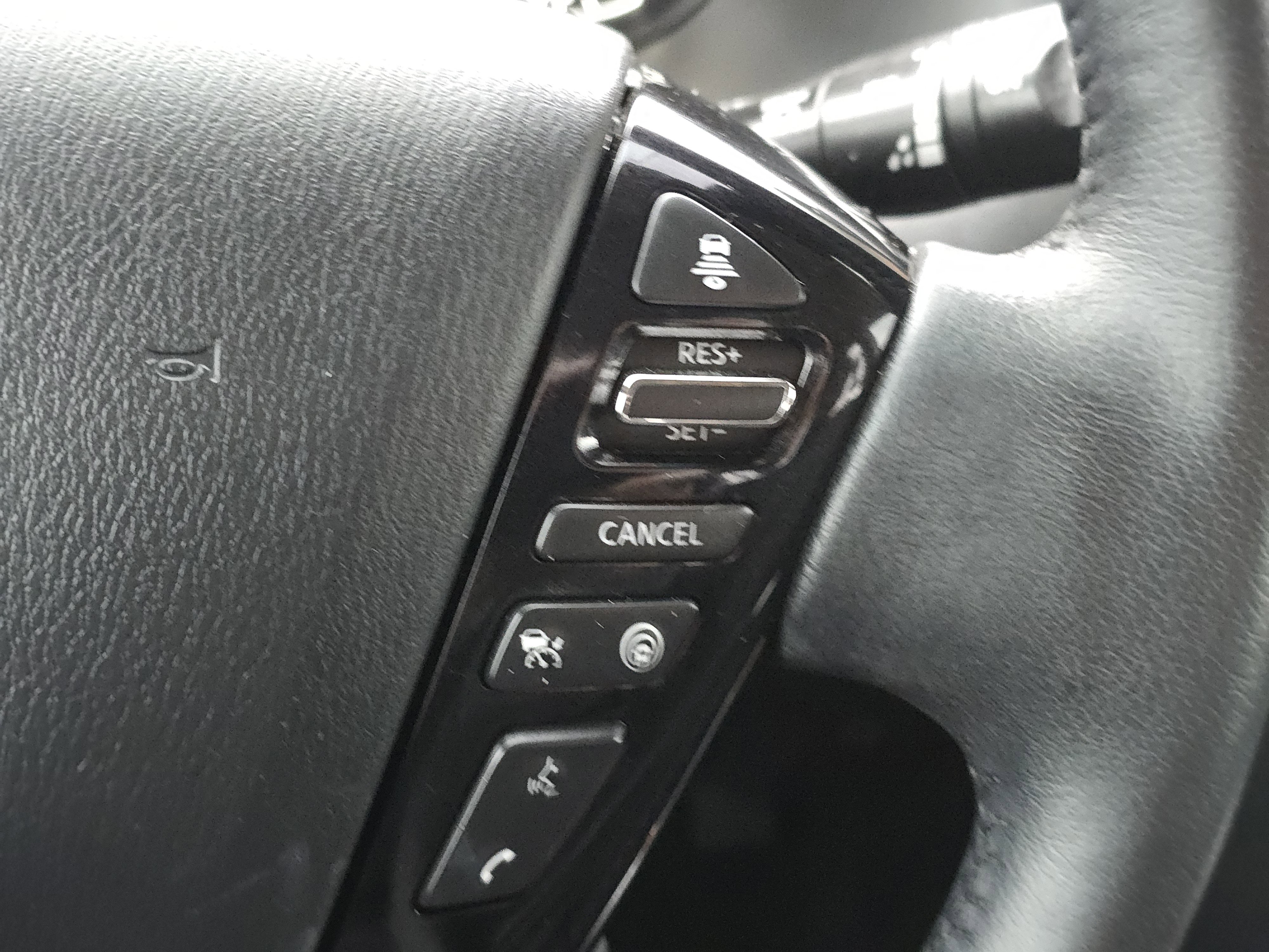 Used 2024 Nissan Armada SL w/ Cargo Package image 17