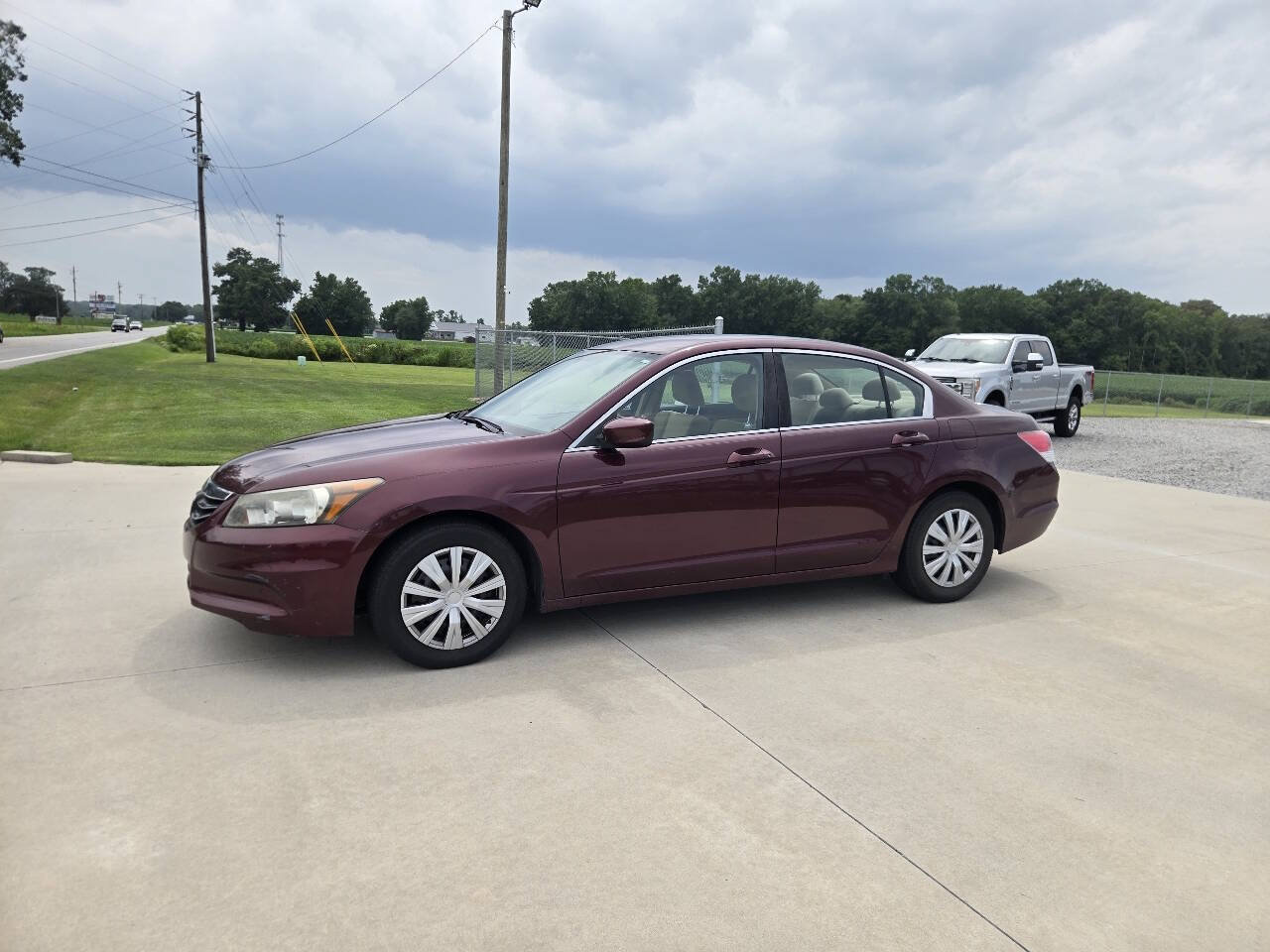 Used 2012 Honda Accord LX image 2