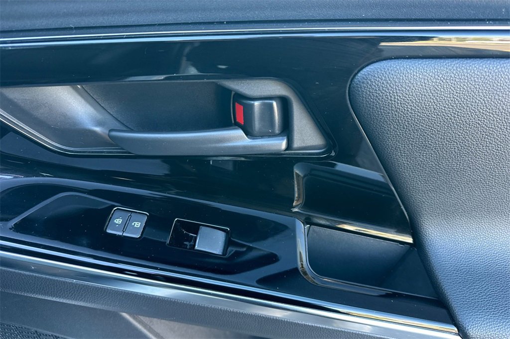 Used 2023 Toyota bZ4X Limited image 20