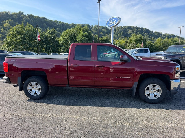 Used 2017 Chevrolet Silverado 1500 LT w/ All Star Edition AWD/4WD image 7