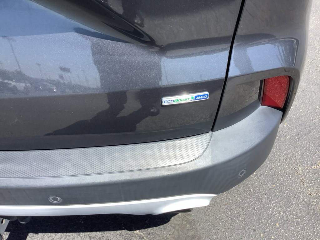 Used 2020 Ford Escape SEL AWD/4WD image 9