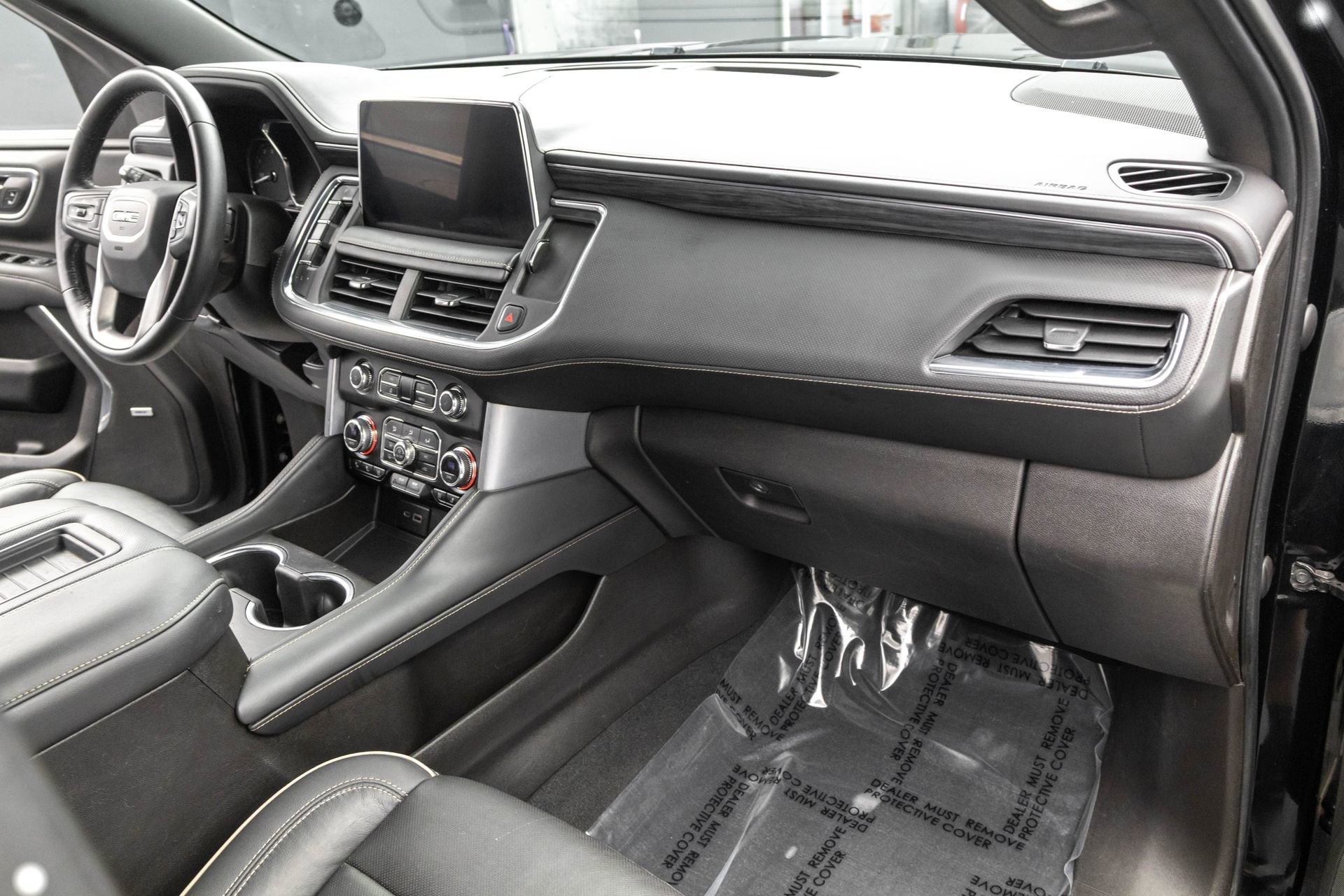 Used 2021 GMC Yukon XL SLT image 37