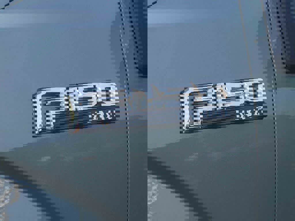 Used 2020 Ford F150 Lariat w/ Equipment Group 502A Luxury image 7