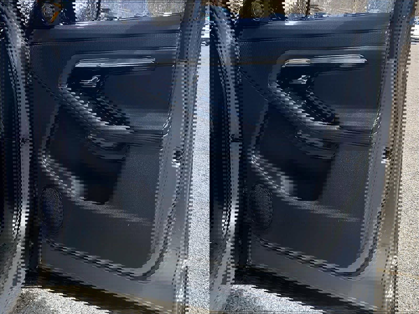 Used 2023 Land Rover Range Rover Evoque R-Dynamic S image 12