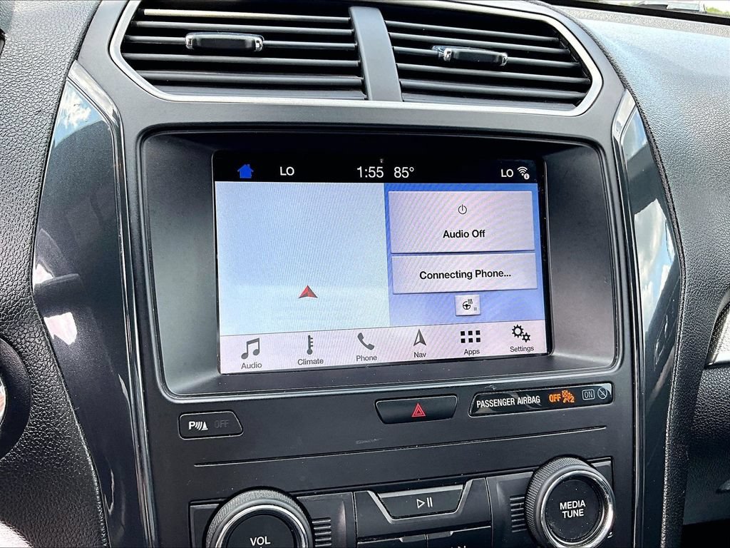 Used 2019 Ford Explorer XLT w/ Equipment Group 202A FWD image 20