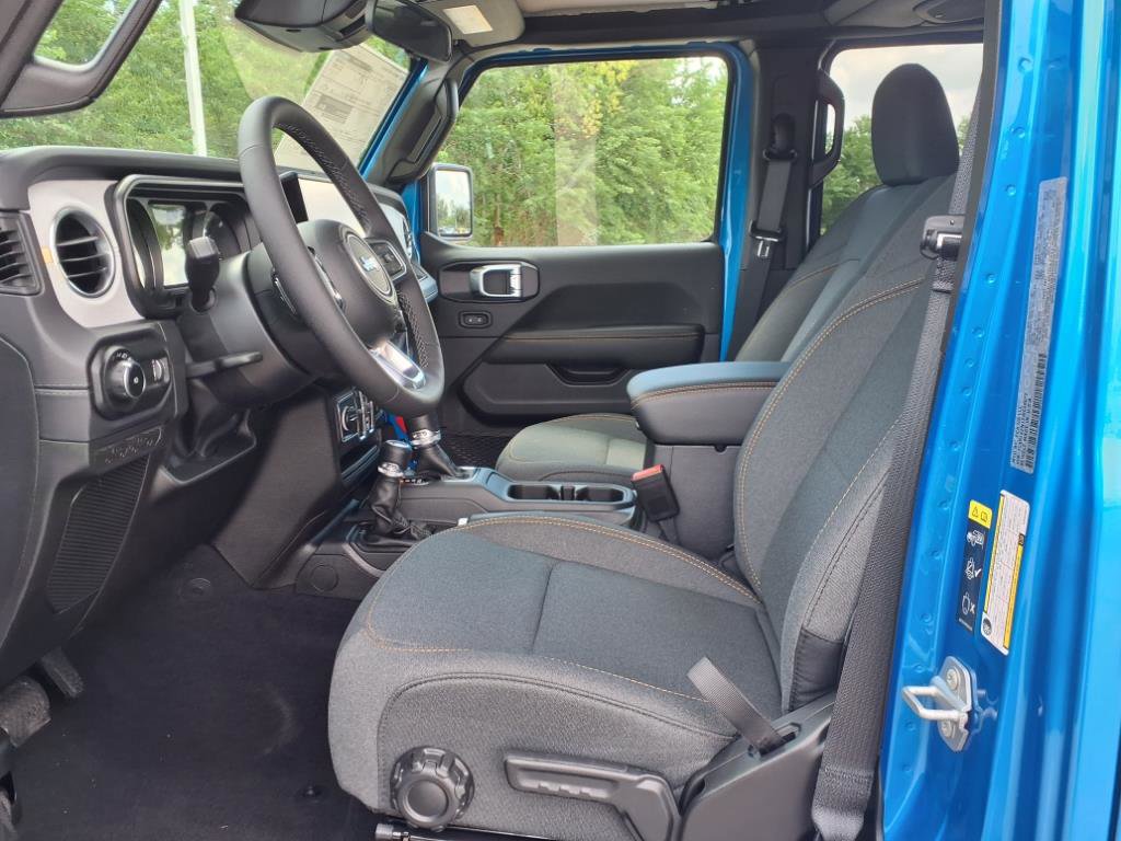 New 2025 Jeep Wrangler Sahara image 10