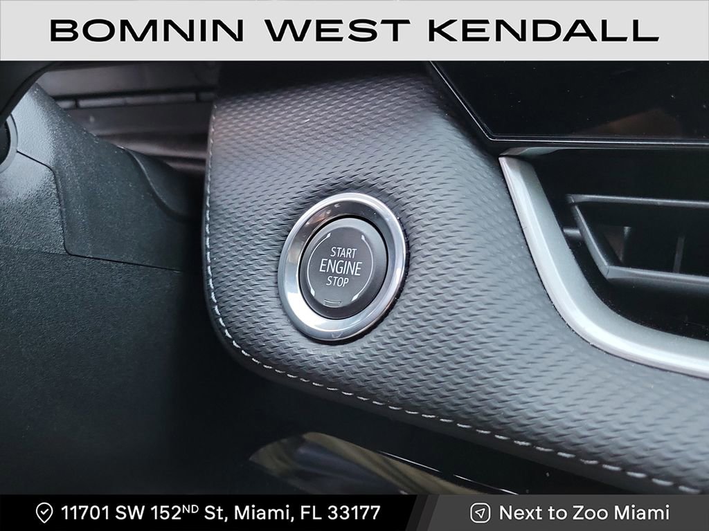 Used 2026 Chevrolet Equinox LT w/ Safety and Technology Package image 17