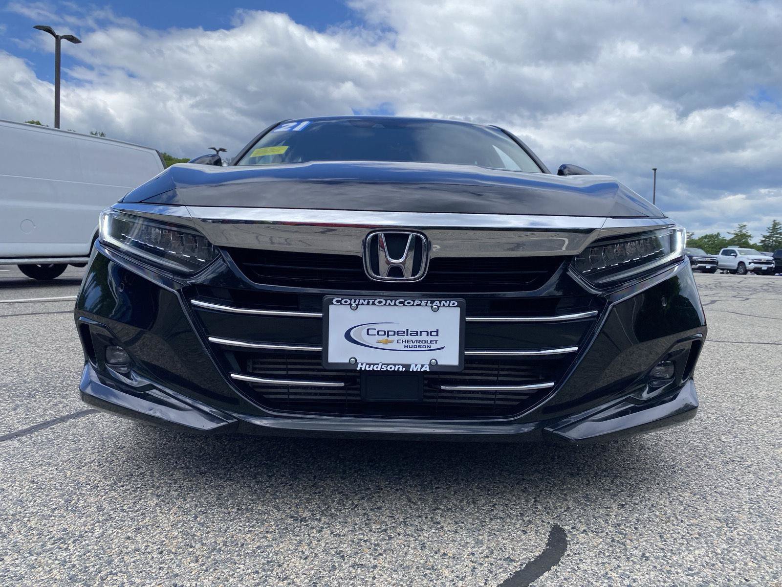 Used 2021 Honda Accord EX-L image 2