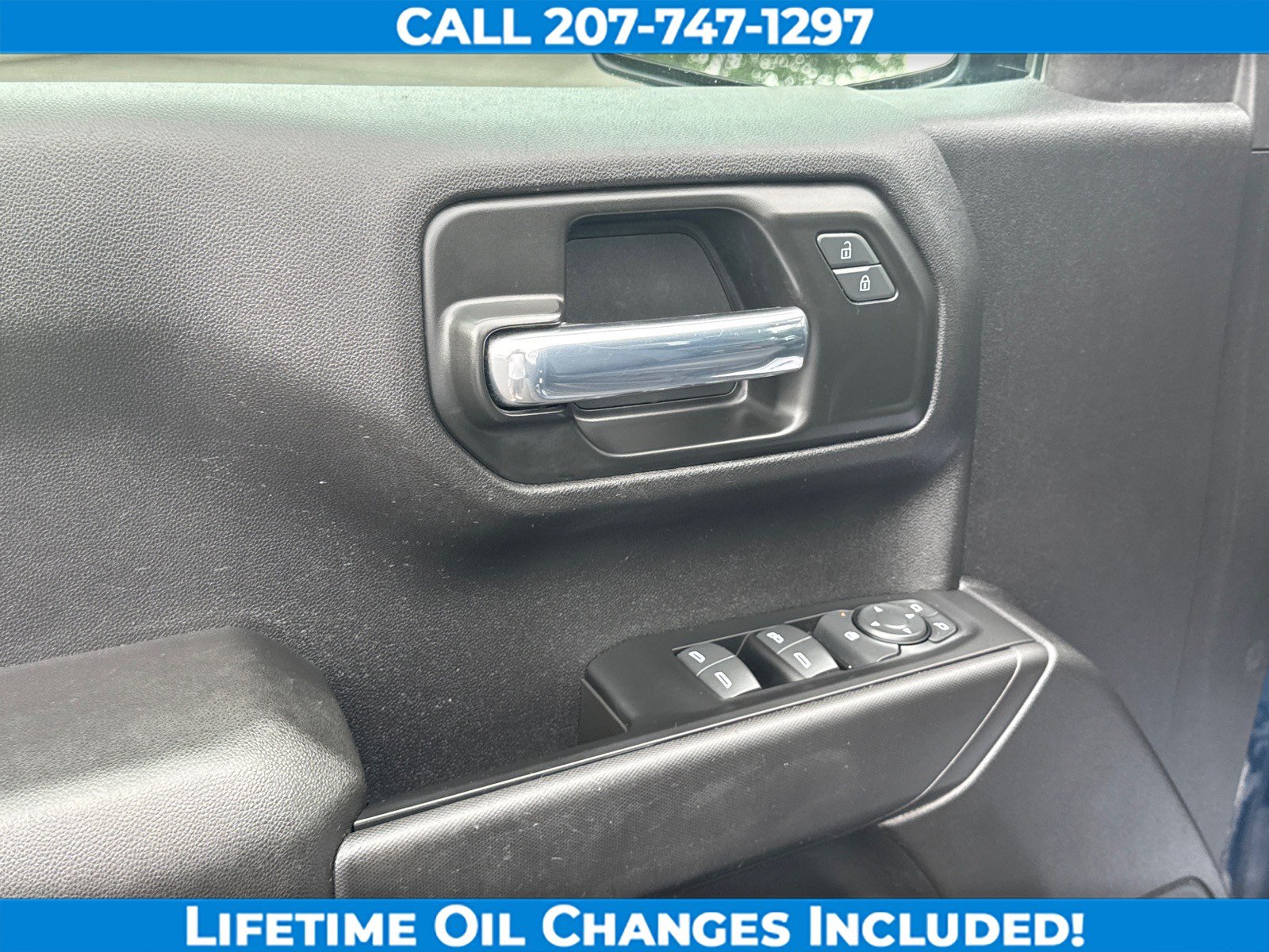 Used 2023 Chevrolet Silverado 1500 Custom AWD/4WD image 11
