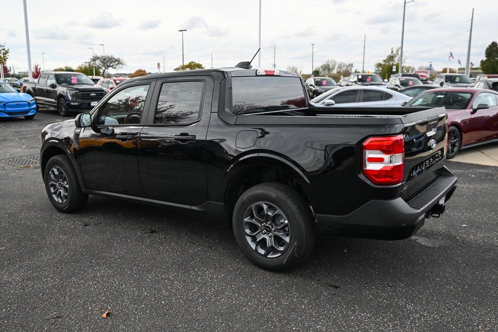 New 2025 Ford Maverick XLT image 7