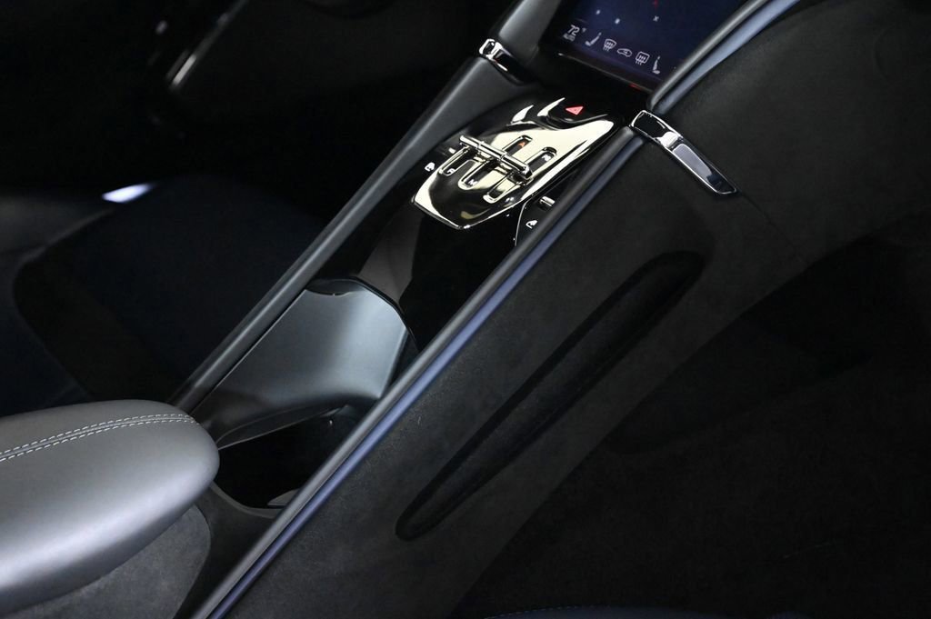 Used 2021 Ferrari Roma image 33