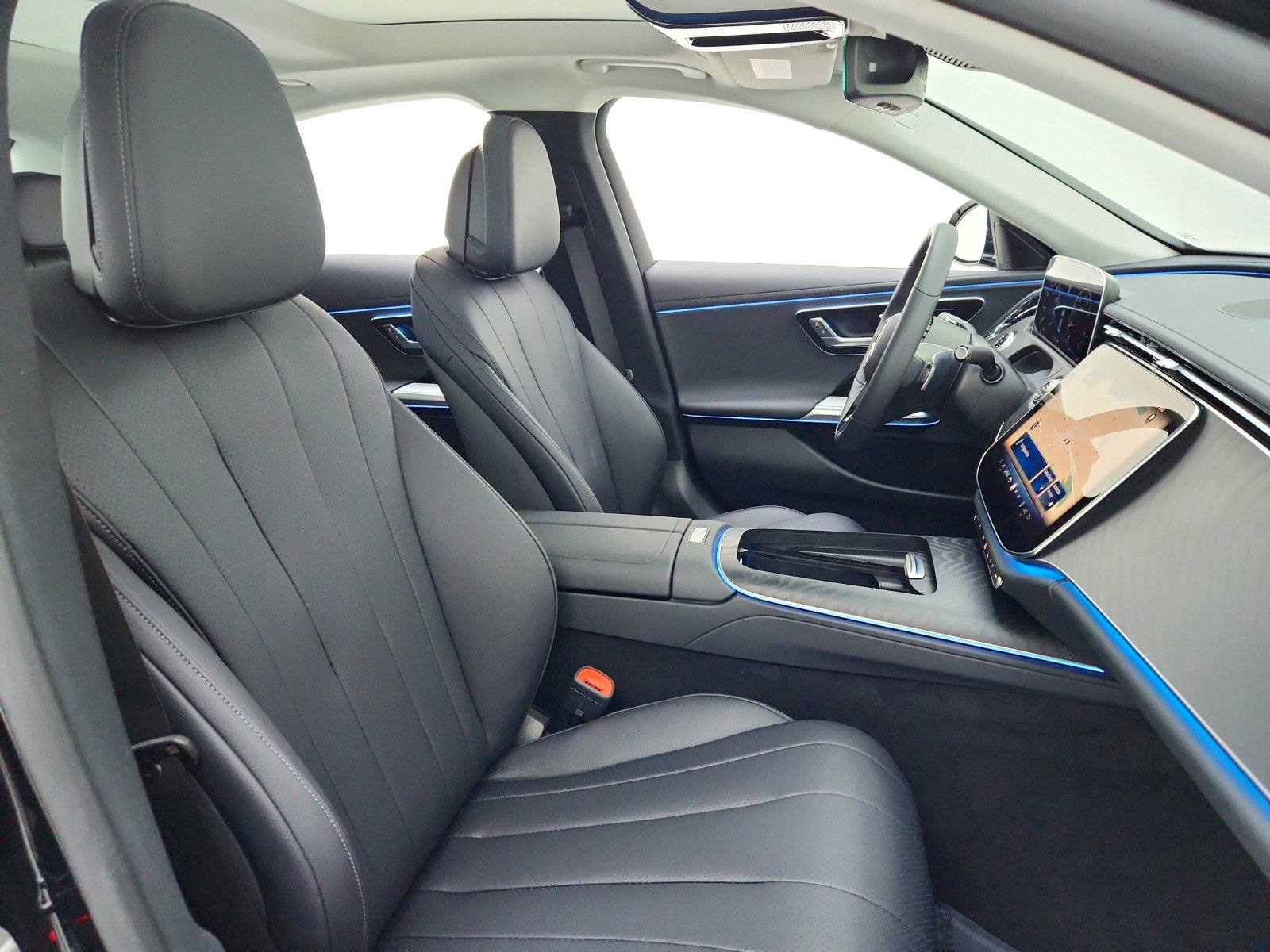 Certified 2025 Mercedes-Benz E 450 4MATIC Sedan image 22